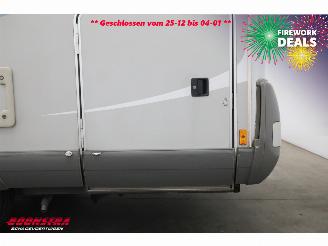 Hymer  B 614 Hymermobil 2.8 JTD Dakairco Solar Hefbed Dwarsbed Cruise Apple/Anrdoid picture 5