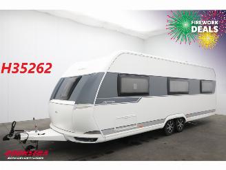 skadebil caravan Hobby  650 Prestige Luifel Rondzit Douche Oven BY 2017 2017/2