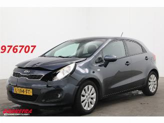 Unfallwagen Kia Rio 1.2 CVVT ComfortLine Clima Cruise SHZ LRHZ PDC 132.607 km! 2014/10