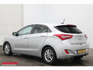 Hyundai I-30 1.6 GDI Go! Navi Clima Cruise Camera PDC 94.708 km! picture 4