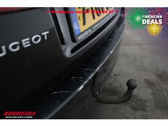 Peugeot 508 SW 2.2 HDi 204 PK Aut. GT Pano Navi Clima Cruise SHZ PDC AHK picture 15