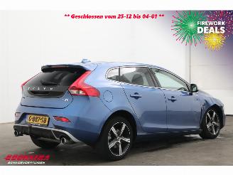 Volvo V-40 1.5 T3 Aut. R-Design LED H/K Leder Navi Clima Cruise Camera SHZ PDC AHK picture 3