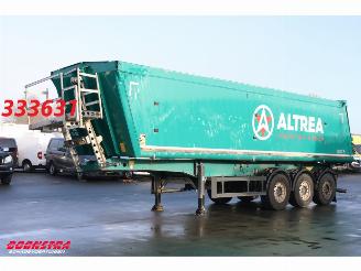 dañado remolque camión Schmitz Cargobull  SCB*S3D Kipper 39m3 BY 2024 2024/9