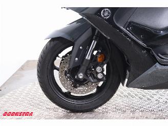 Yamaha  T-MAX 560 Tech MAX ABS Akrapovic Cruise Heizgriffe SHZ 10.536 km! picture 16