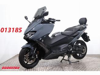 skadebil motor Yamaha  T-MAX 560 Tech MAX ABS Akrapovic Cruise Heizgriffe SHZ 10.536 km! 2021/3