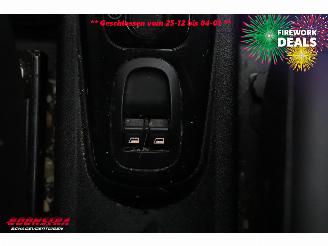 Microcar  M.GO Dynamic DCI Bluetooth Camera picture 19