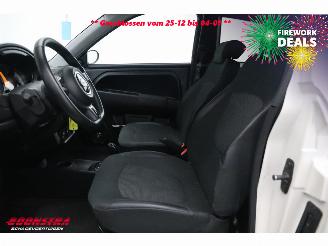 Microcar  M.GO Dynamic DCI Bluetooth Camera picture 14