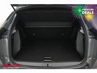 Peugeot 2008 1.2 Hybrid 145 Allure LED ACC Navi Clima Camera Virtual 8.067 km! picture 28