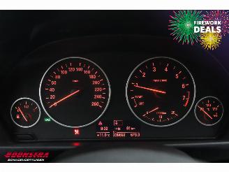 BMW 3-serie 320i EDE Leder Xenon Navi Clima Cruise PDC picture 17