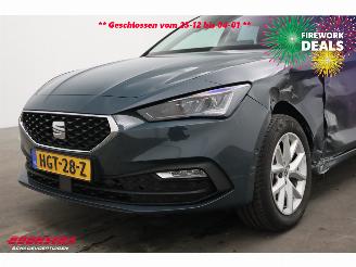 Seat Leon Sportstourer 1.5 eTSI Style Aut. LED ACC Navi Clima Camera 16.633 km! picture 5