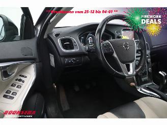 Volvo V-40 Cross Country 2.0 T3 Momentum LED Memory Leder Navi Camera SHZ PDC AHK picture 14