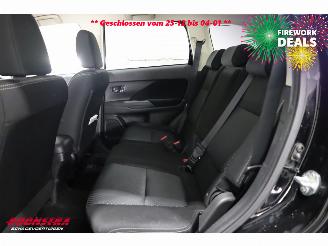 Mitsubishi Outlander 2.2 DI-D Intense Clima Cruise Camera Bluetooth AHK 184.136 km! picture 12