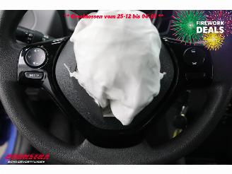 Peugeot 108 1.0 e-VTi Active Airco Bluetooth Eerste Eigenaar 11.991 km! picture 18