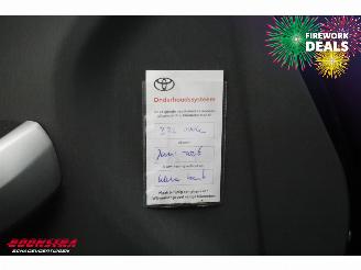 Toyota Prius 1.8 Dynamic Pano Solar Navi Clima Cruise Camera AHK picture 23