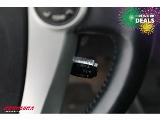 Toyota Prius 1.8 Dynamic Pano Solar Navi Clima Cruise Camera AHK picture 18