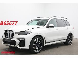 Voiture accidenté BMW X7 xDrive30d M-Sport Pano HUD ACC Memory 360° AHK 2020/1