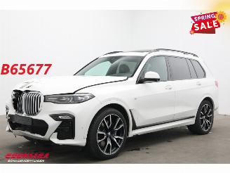 Voiture accidenté BMW X7 xDrive30d M-Sport Pano HUD ACC Memory 360° AHK 2020/1
