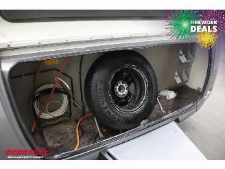 Burstner  Belcanto 535 DL Rondzit Single Beds Ringverwarming picture 12