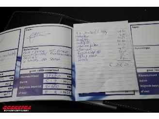 Volkswagen Up! 1.0 Clima Cruise SHZ PDC Camera 87.467 km! picture 25