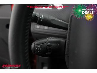 Peugeot 2008 1.2 PureTech Active Pano Navi Airco Cruise PDC 77.152 km! picture 21