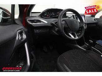 Peugeot 2008 1.2 PureTech Active Pano Navi Airco Cruise PDC 77.152 km! picture 17