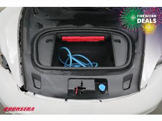 Porsche Taycan 4 93 kWh LED ACC Pano 360° Memory picture 11