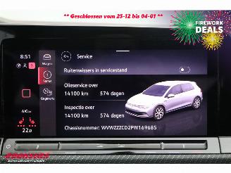 Volkswagen Golf 1.5 eTSI DSG R-Line Virtual ACC Navi Camera LRHZ picture 26