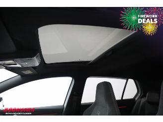 Volkswagen Golf 1.5 eTSI DSG R-Line Virtual ACC Navi Camera LRHZ picture 19