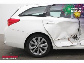 Toyota Auris Touring Sports 1.8 Hybrid Aspiration Clima Cruise Camera picture 5