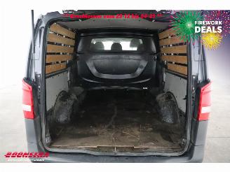 Mercedes Vito 110 CDI Lang DoKa 5-Pers. Navi Airco AHK picture 17