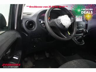 Mercedes Vito 110 CDI Lang DoKa 5-Pers. Navi Airco AHK picture 23