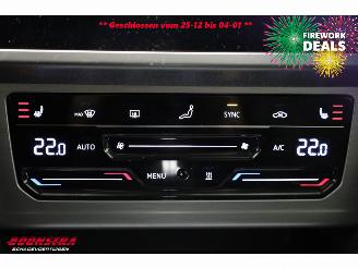 Volkswagen Passat Variant 2.0 TDI DSG Business Navi Clima Cruise Camera SHZ AHK 40.799 km! picture 27