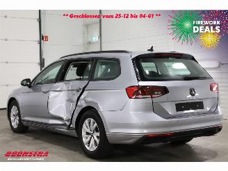 Volkswagen Passat Variant 2.0 TDI DSG Business Navi Clima Cruise Camera SHZ AHK 40.799 km! picture 4