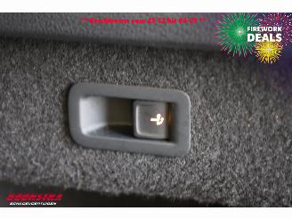 Volkswagen Passat Variant 2.0 TDI DSG Business Navi Clima Cruise Camera SHZ AHK 40.799 km! picture 30