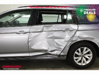 Volkswagen Passat Variant 2.0 TDI DSG Business Navi Clima Cruise Camera SHZ AHK 40.799 km! picture 5