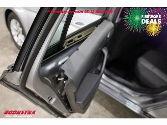 Volkswagen Passat Variant 2.0 TDI DSG Business Navi Clima Cruise Camera SHZ AHK 40.799 km! picture 7