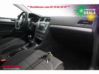 Volkswagen Golf 1.0 TSI Comfortline Navi Clima Cruise Camera PDC AHK 74.205 km! picture 11