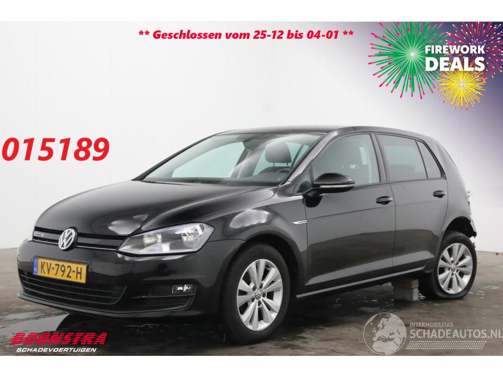 Volkswagen Golf 1.0 TSI Comfortline Navi Clima Cruise Camera PDC AHK 74.205 km!
