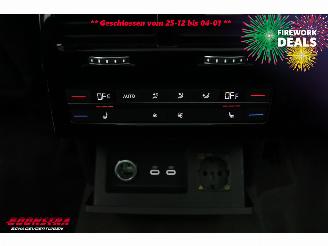 Volkswagen Touareg 3.0 TDI Aut. 4WD Elegance Pano LED ACC Leder Memory Massage Ventilatie AHK picture 29