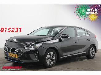 Unfallwagen Hyundai Ioniq 1.6 GDi Comfort ACC Infinity Navi Camera PDC 2017/10