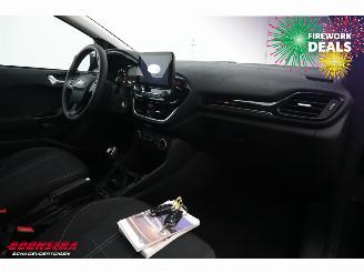 Ford Fiesta 1.1 Trend Navi Airco Cruise PDC 75.883 km! picture 11