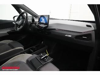 Volkswagen ID.3 First Max 58 kWh Pano LED Navi Clima Camera LRHZ SHZ AHK picture 12