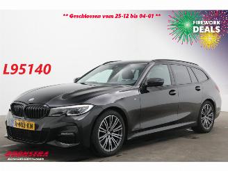 Vaurioauto  passenger cars BMW 3-serie Touring 318i M-Sport LED Leder Navi Clima Cruise Camera SHZ 2021/11