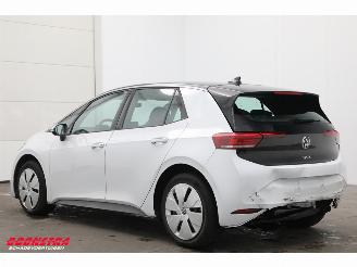 Volkswagen ID.3 Pure Oranje Edition 52 kWh LED ACC Apple/Android LRHZ SHZ picture 4