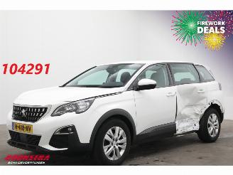 Schadeauto Peugeot 5008 1.2 PT Executive 7-Pers. Navi Clima Cruise Camera AHK 2020/3