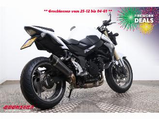 Suzuki  GSR 750 ABS picture 3