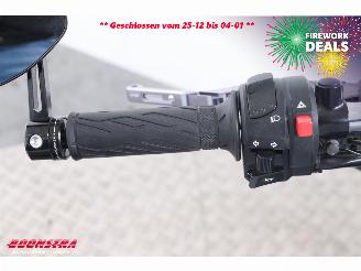 Suzuki  GSR 750 ABS picture 19