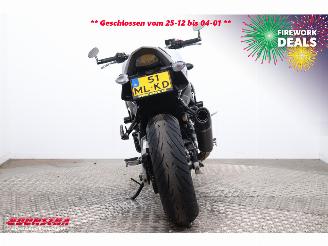 Suzuki  GSR 750 ABS picture 8