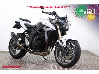 Suzuki  GSR 750 ABS picture 2