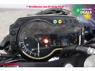 Suzuki  GSR 750 ABS picture 18